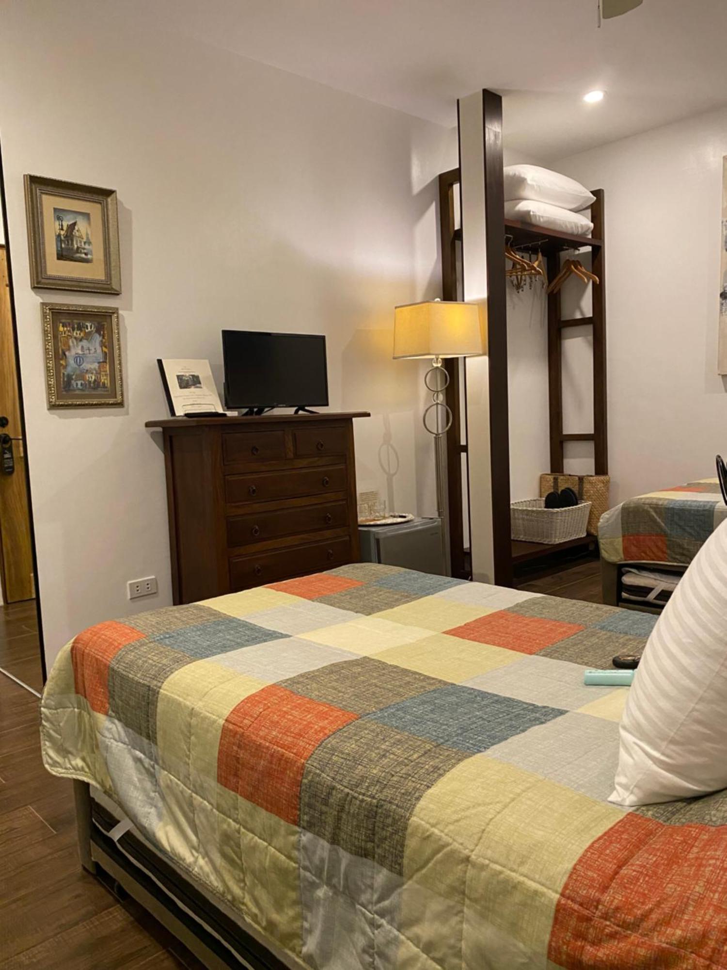 Balai Benedicere Bed & Breakfast Bacnotan Exterior photo
